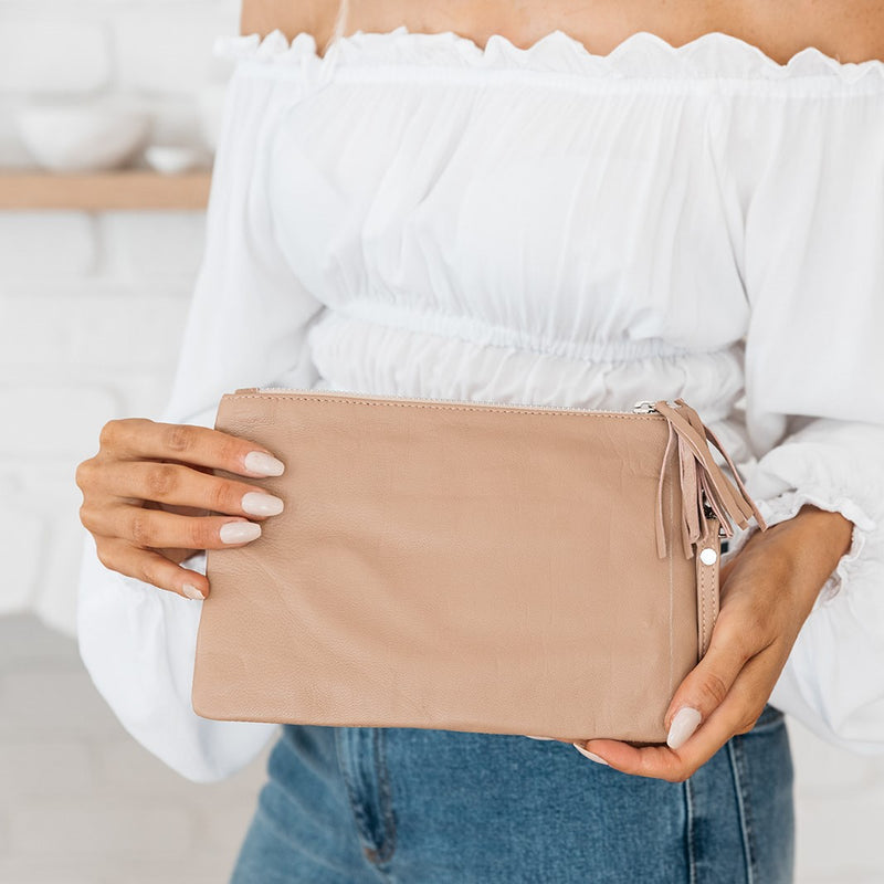 Aloha Tassel Clutch (Blush)
