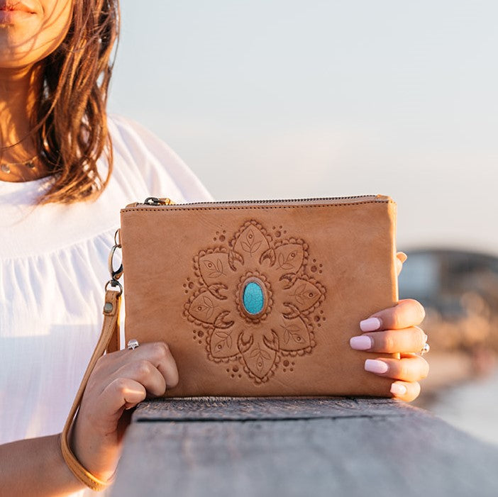 Gypsy Tassel Clutch (Tan)