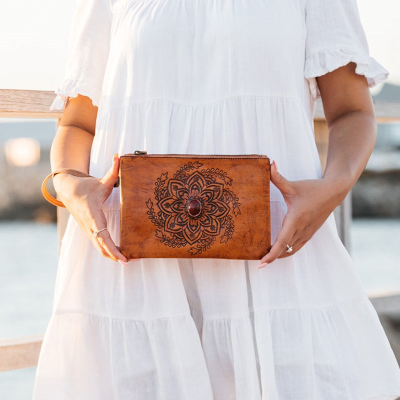 Harmony Tassel Clutch (Vintage Tan)