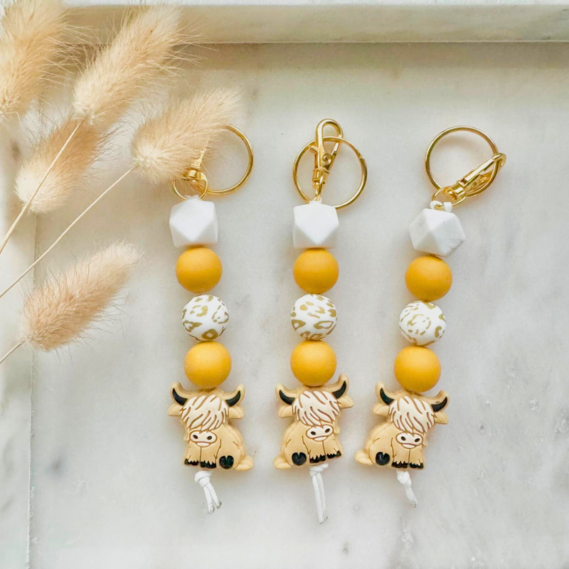 Harriet the Highland Cow Keyring - Gold