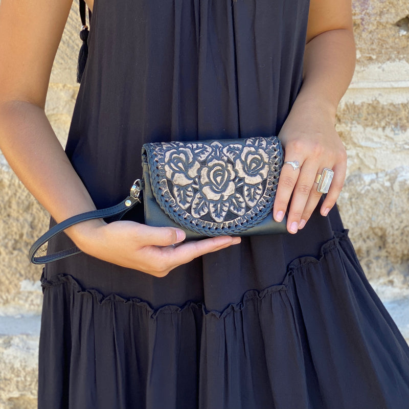 Rose & Stitch Purse (Black)