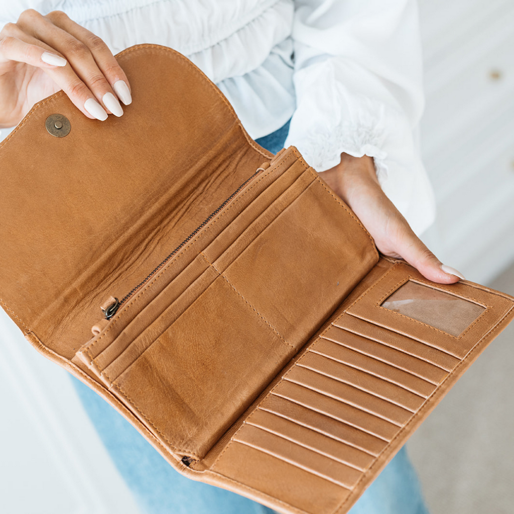Tahiti Clutch